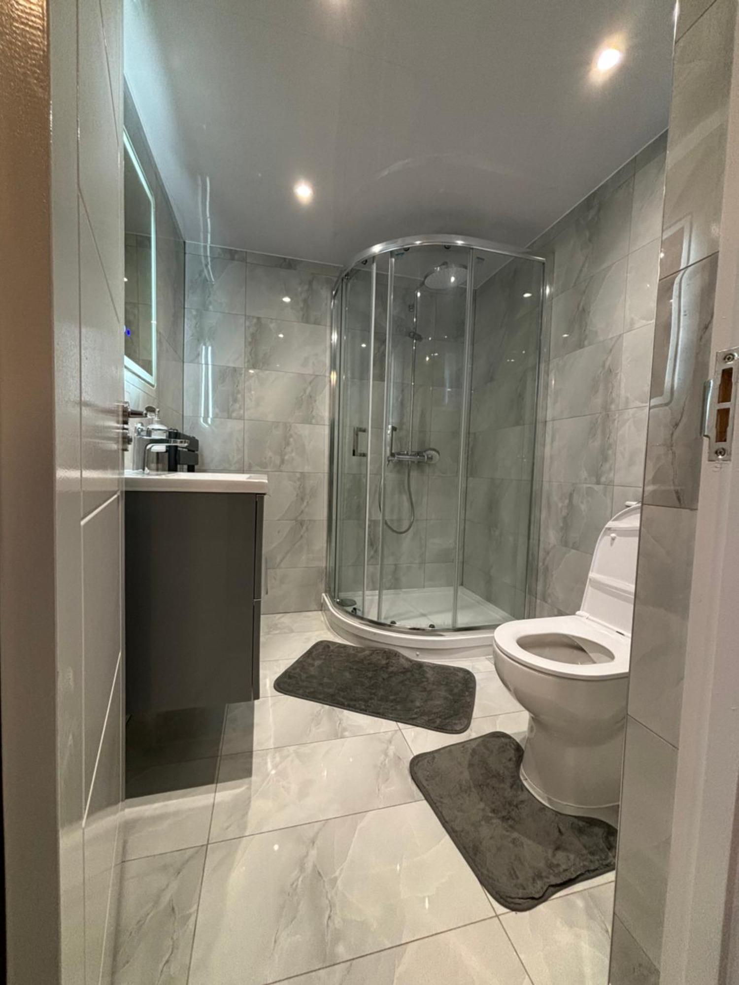 Newly Build 2Br Property With Free Parking High Wycombe Exterior foto